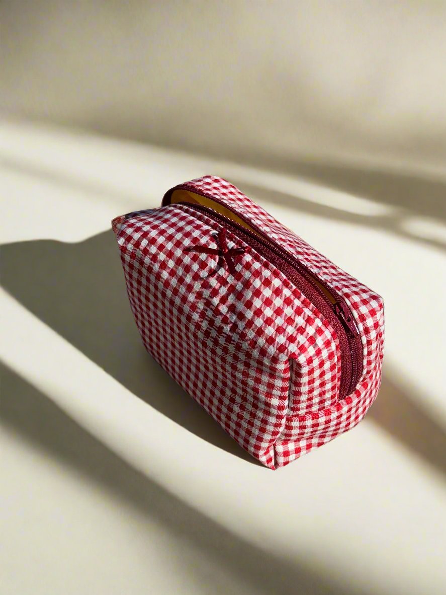 Cherry Bow Pouch (s-m)