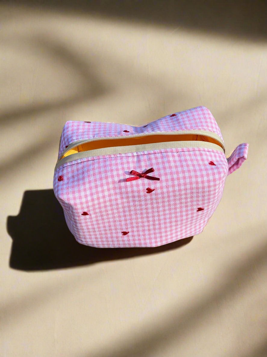 Pink Bow Pouch (m)